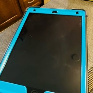 Case for iPad 9th/8th/7th Generation/Slim Heavy Duty Shockproof